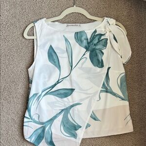 Abercrombie & Fitch White Sleeveless Floral Tie-Shoulder Shell Top